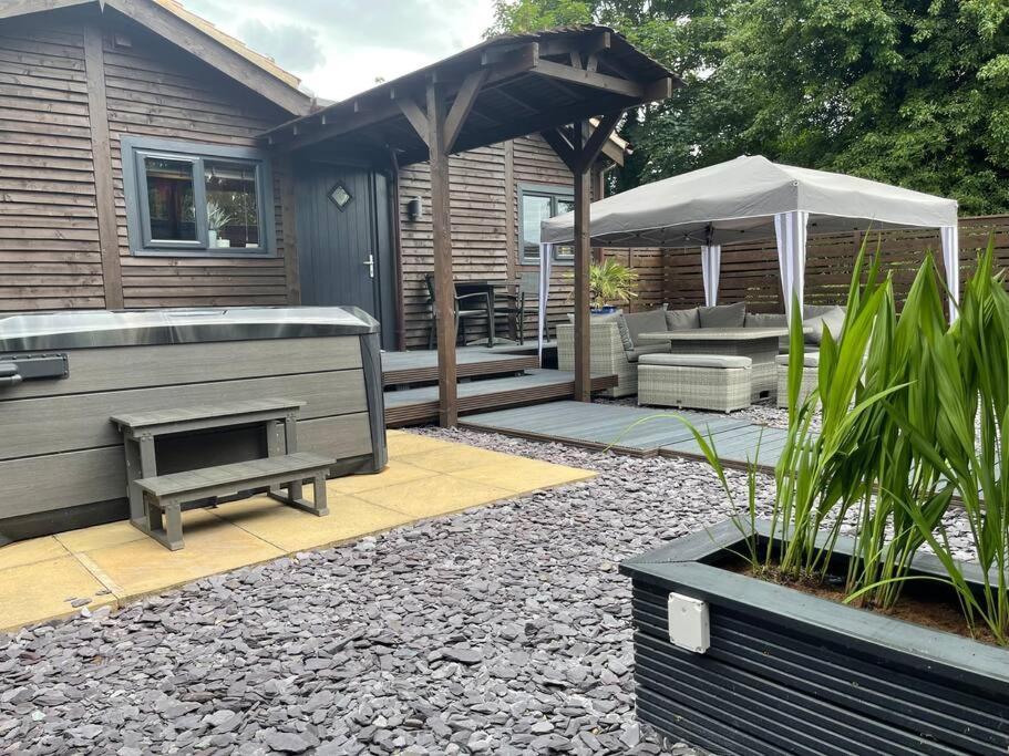 Orchard Retreat Staycation بوسطن المظهر الخارجي الصورة
