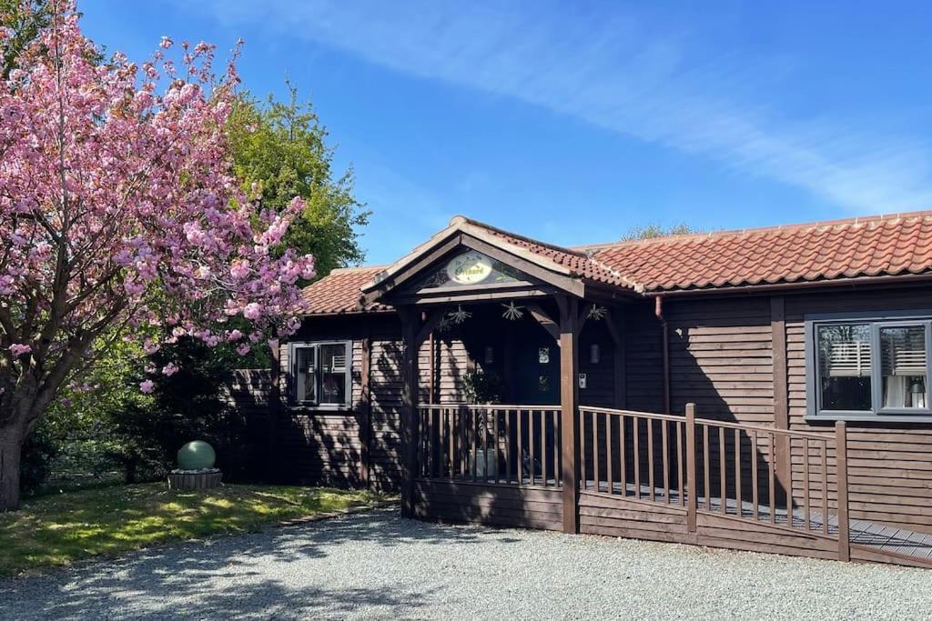 Orchard Retreat Staycation بوسطن المظهر الخارجي الصورة
