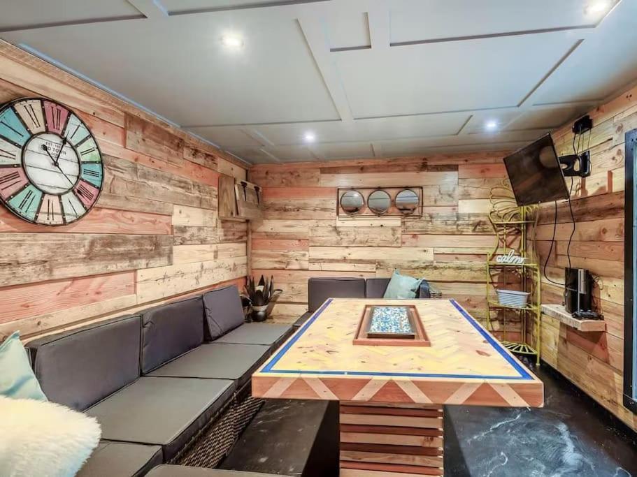 Orchard Retreat Staycation بوسطن المظهر الخارجي الصورة